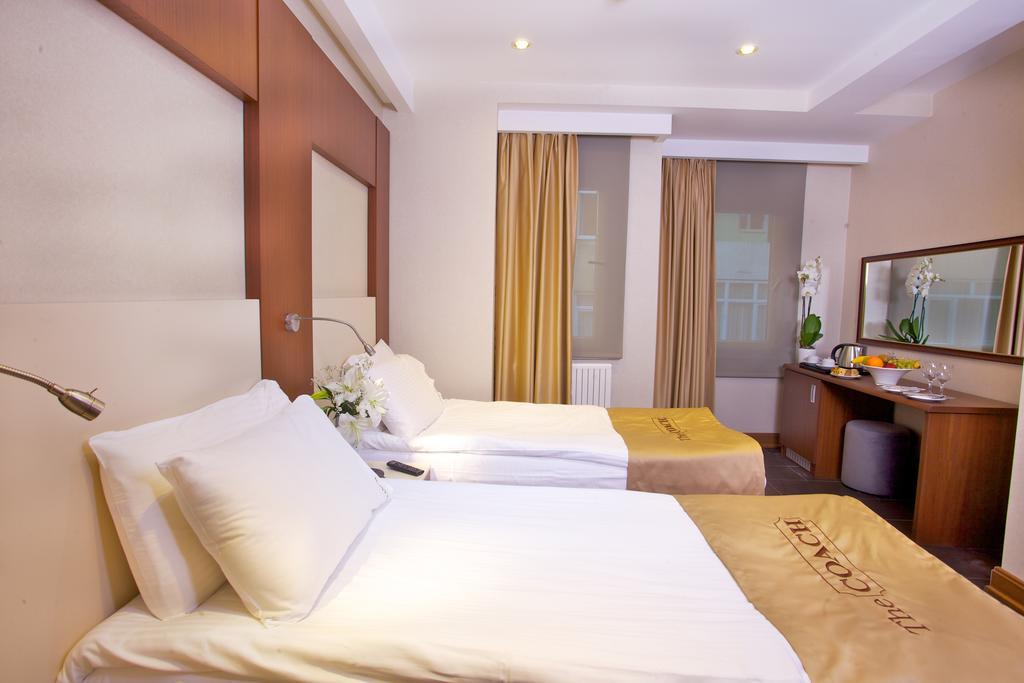 The Coach Hotel Istanbul Exterior photo