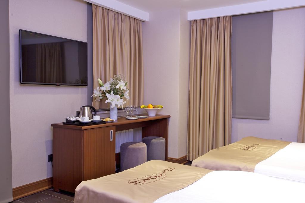 The Coach Hotel Istanbul Room photo